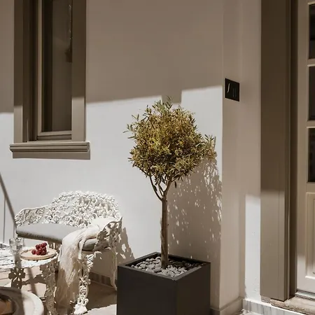 Hotel Alma Syros *
