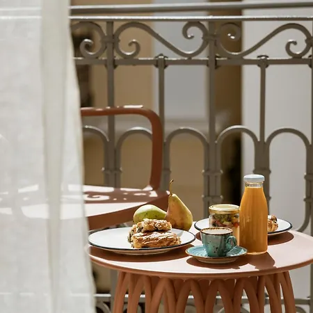 Hotel Alma Syros *
