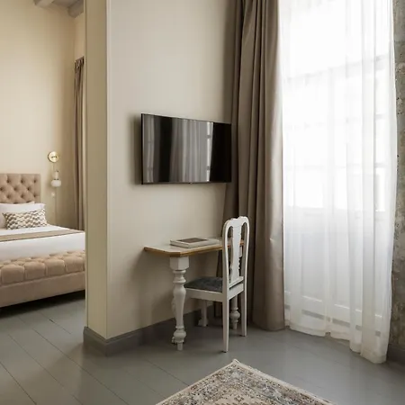 Hotel Alma Syros *